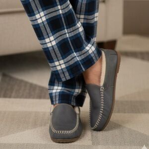 Haggar Gray Memory Foam Slippers